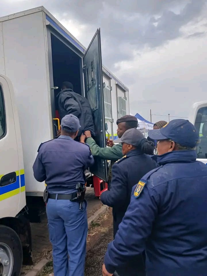 The SAPS, alongside different crime combating units, went on a rampage in an operation to sting all criminals sought for different unlawful acts.